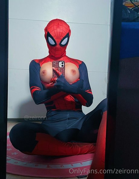 Zeironn Tomboy xxx pornstar photo