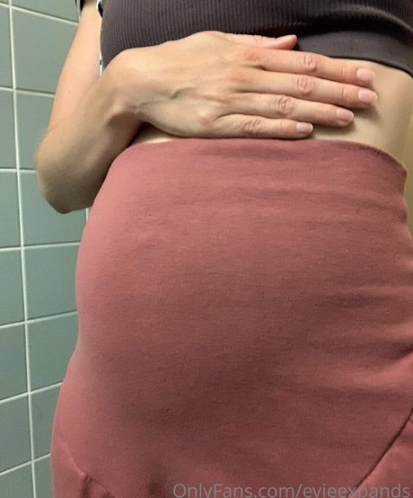 evieexpands star pictures