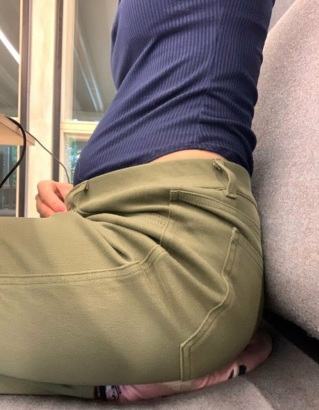 evieexpands nude pornstar pic