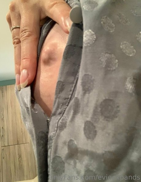 evieexpands sex star img