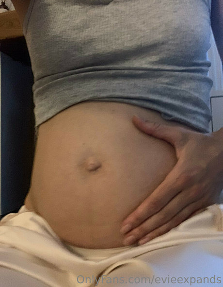 famous asian onlyfans erotic pics