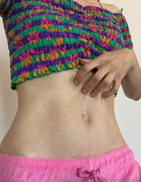 evieexpands star exclusive gallery