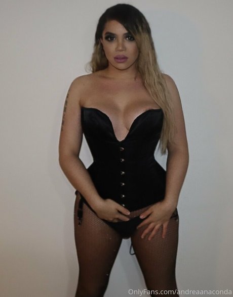 Andrea Anaconda star best photo