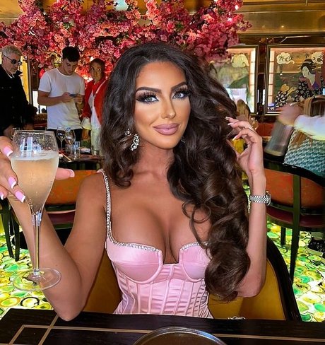 Kayleigh Rose Dematos star high quality photos