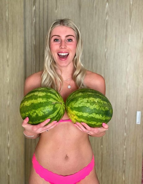 annamarie sex model photo