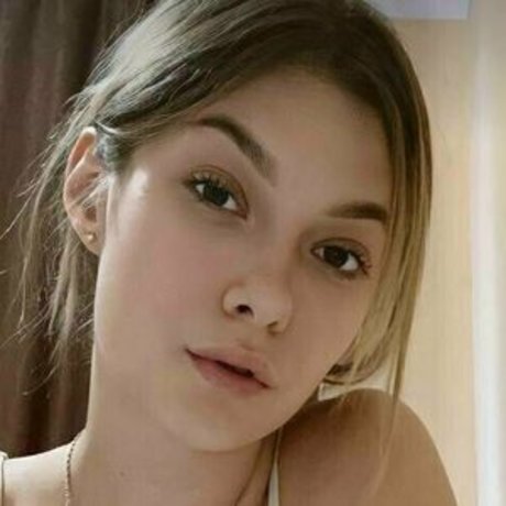 travelwh0res sexy actress images