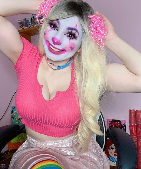 Clown Girls pornstar free pics