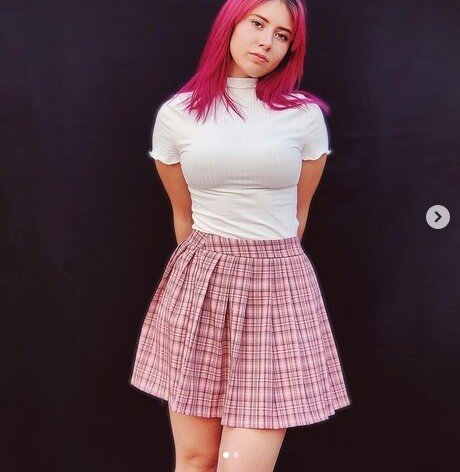 Vivi Alto star hot images