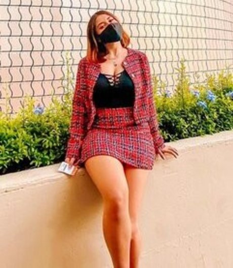 Vivi Alto model hd photo