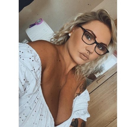 Roxanne Collacott model perfect pic