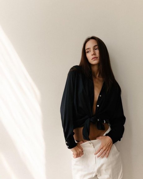 Angelina Romashka pretty star picture