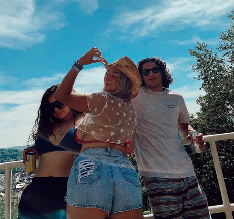 Jolieboero pornstar nude gallery