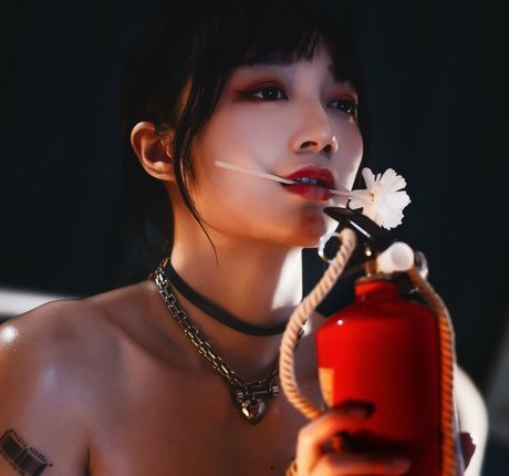 aooomi porn actress galleries