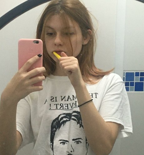 gbrllareis pornstar adult img