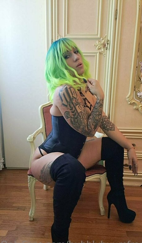 bubblybuumfree naked star pic