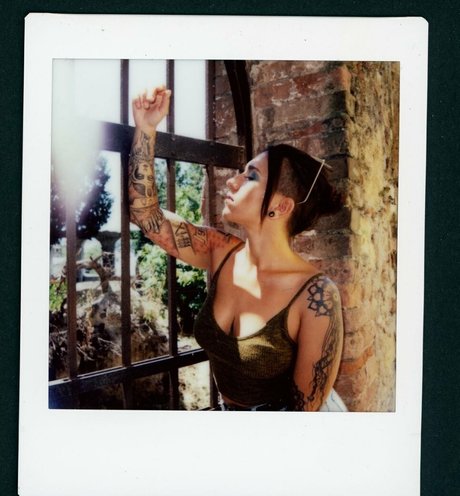 bubblybuumfree model pornographic image