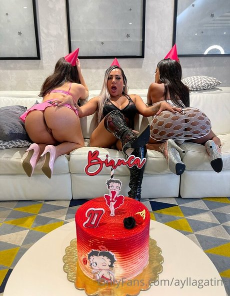 ayllagatina Profile pic