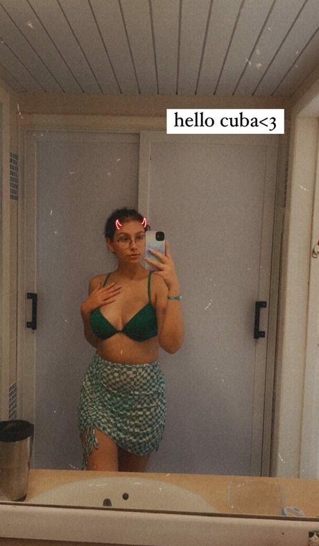 Chey Asmr model exclusive photo