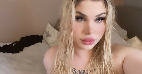 Angie Bellucci pornstar photos