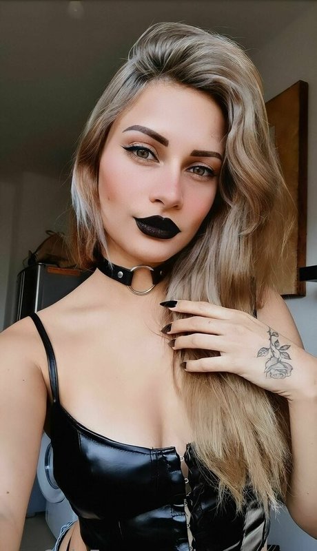 janeromeno model nude pic