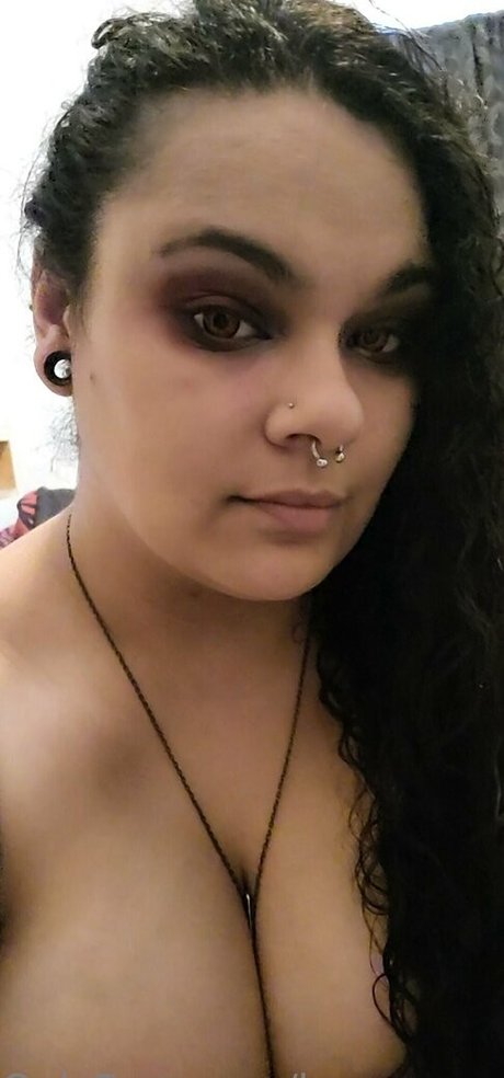 lucysemporium sexy star galleries