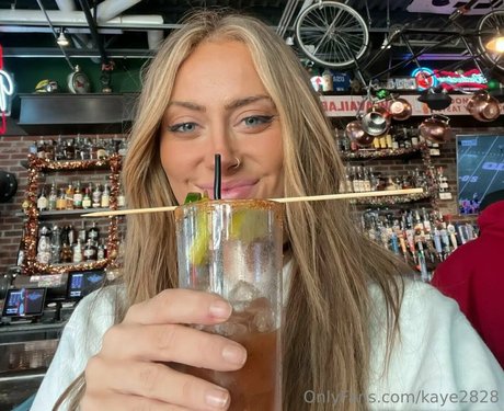 kaye2828 art star photos