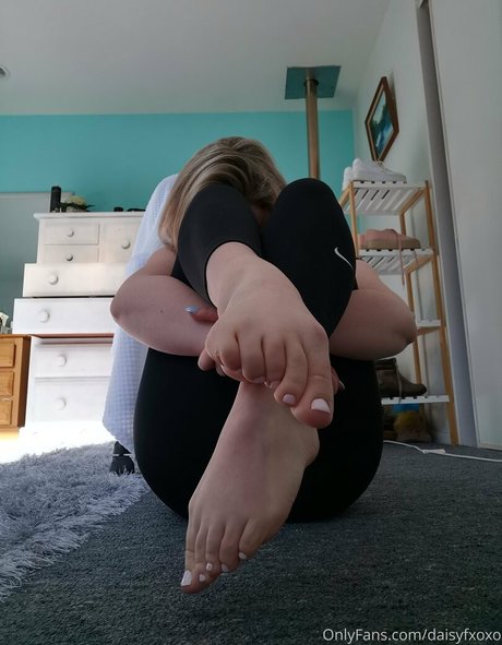 daisyfxoxo pornographic star pic