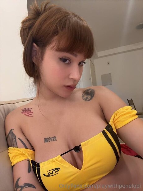 Playwithpenelopi model sexy galleries