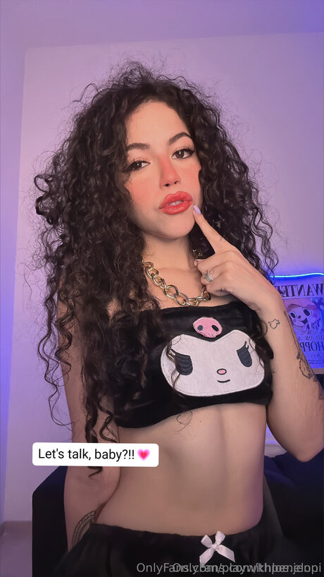 Playwithpenelopi model pornographic pic