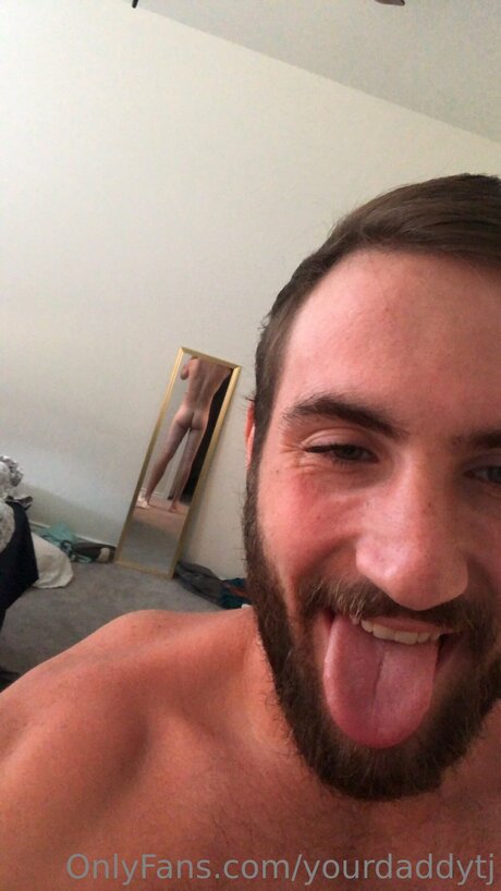 Yourdaddytj hd pornstar pictures