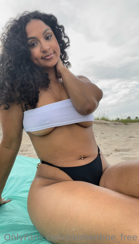 Clementine Free exclusive actress image