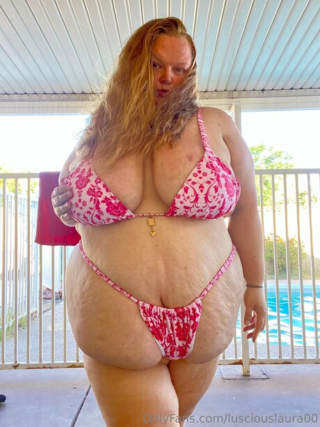 Lusciouslaura00 pornstar erotic images