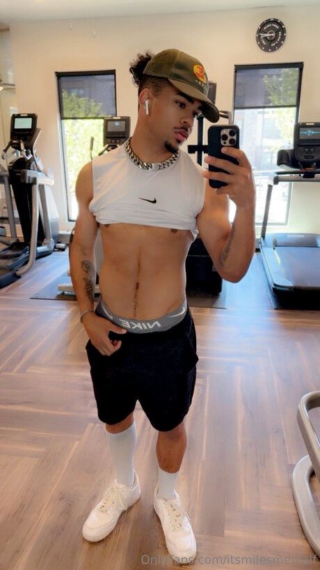 Itsmilesmetcalf nice actress photos