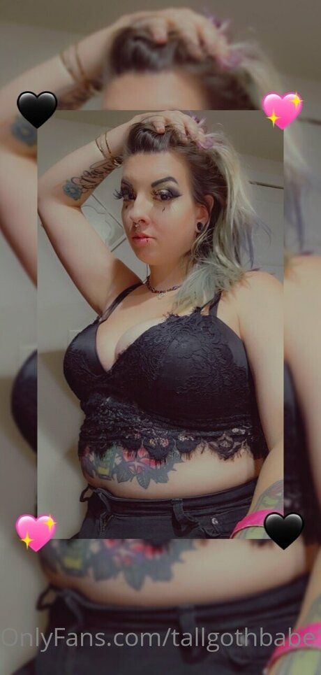 Tallgothbabe14 star top pictures