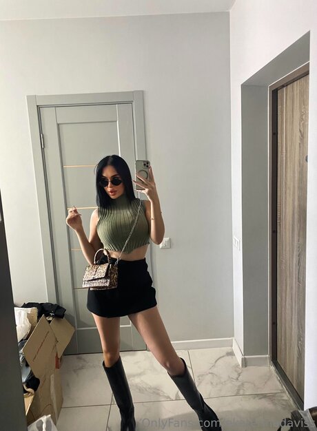 Ekaterinadaviss sex model images