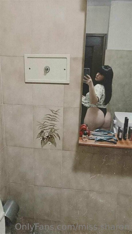 open pussy onlyfans pornographic picture