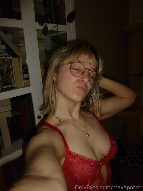 Mayapotter top model pictures