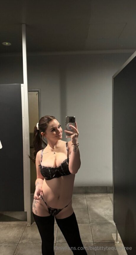 Teexquila exclusive star pictures