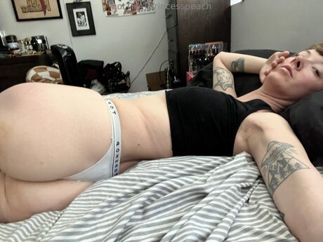 Notthatprincesspeach hot pornstar pictures