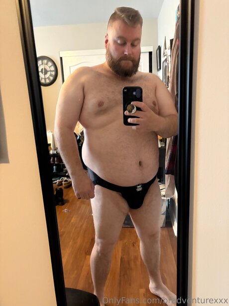 Bradventurexxx model sexy pic