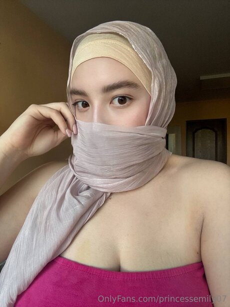 Princessemily07 pornstar high quality image