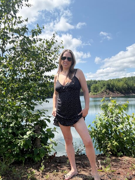 Oh Olivia Xoxo exclusive actress pics