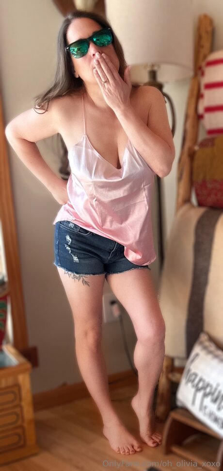 Oh Olivia Xoxo model pornographic img