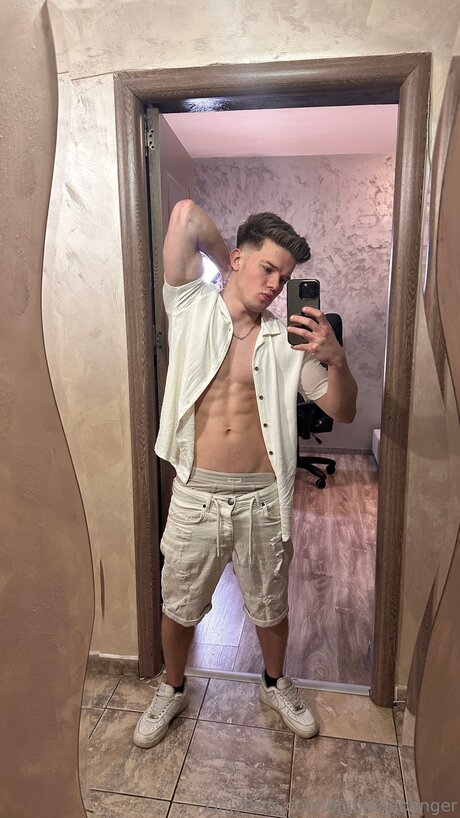 Bigblondbanger model photos