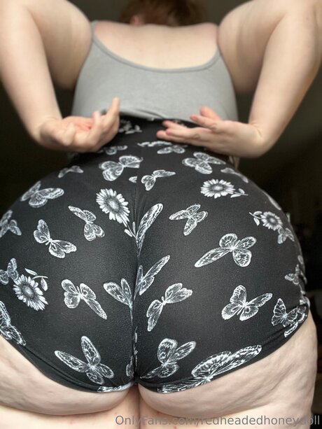 Redheadedhoneydoll top star pics