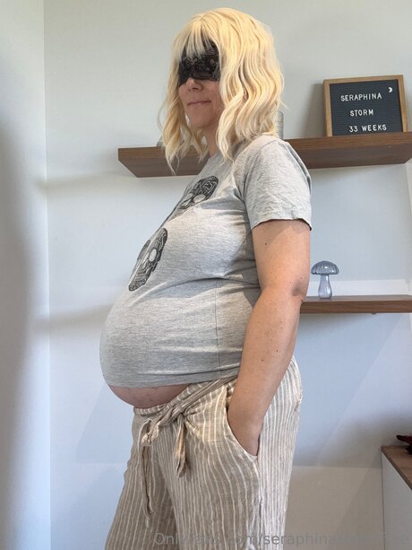 Seraphinastormfree star nudes photos