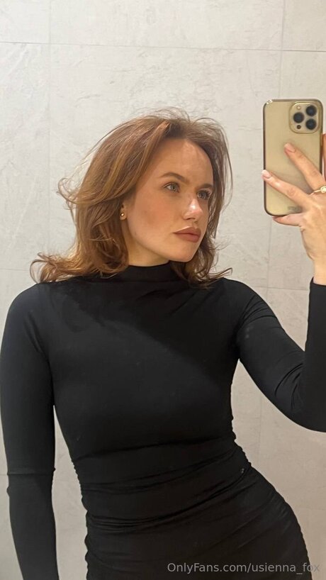 Usienna Fox nudes star images