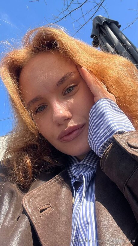 Usienna Fox pornstar galleries