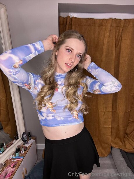 Paigewright star hd img