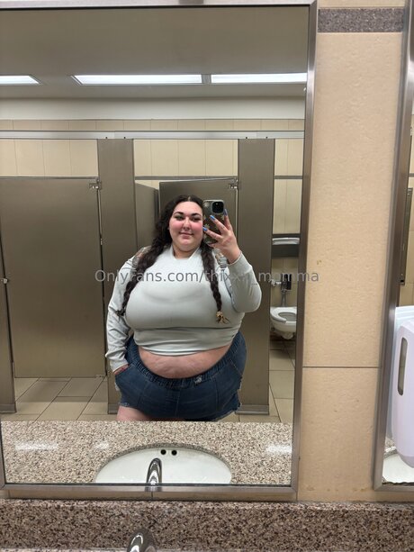 Thixxx Momma pornstar adult gallery